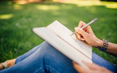 From Mindless Scrolling to Meaningful Reflection